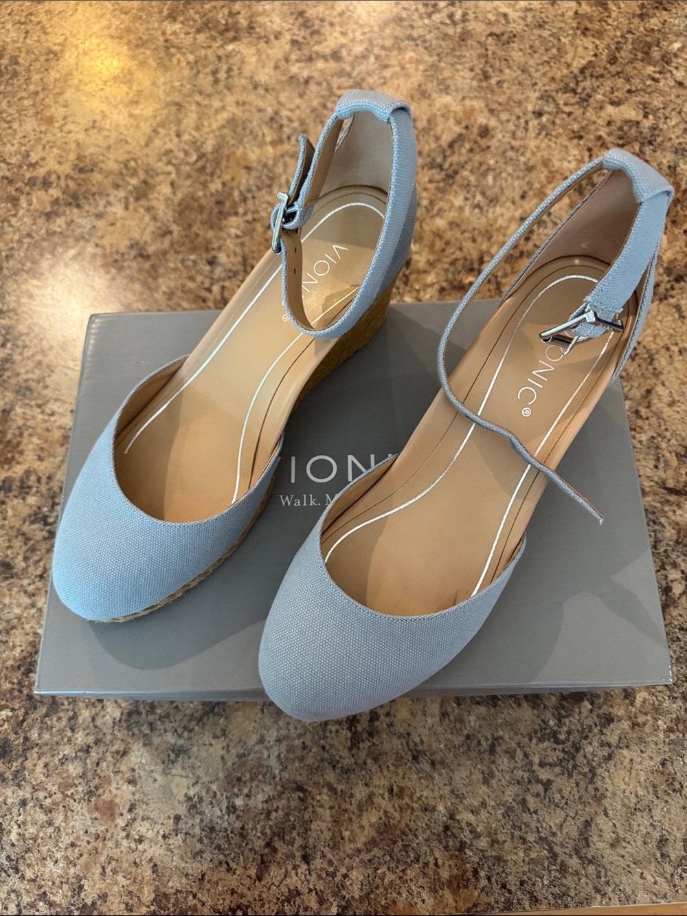 Vionic Amy Backstrap Espadrille Wedges Sandals Size 10 Sky Blue
